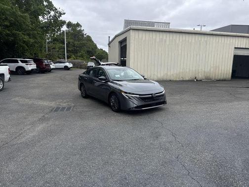 Gun Metallic 2026 Nissan Sentra SL