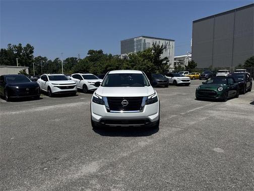 2025 Nissan Pathfinder S 4WD