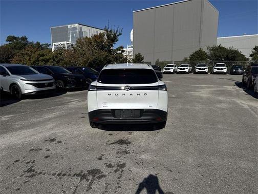 2025 Nissan Murano SL