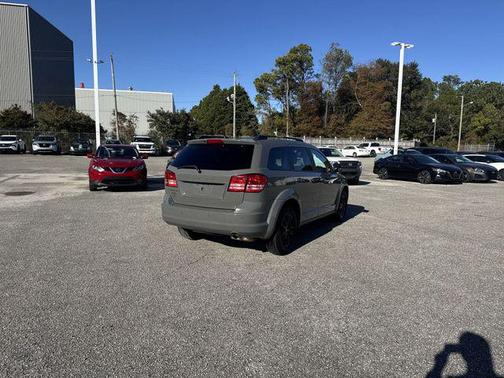 2020 Dodge Journey SE Value