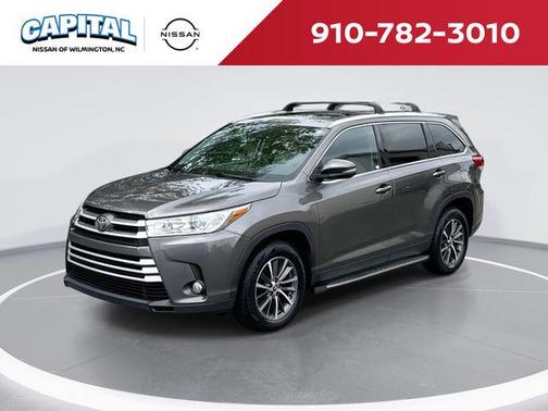 Predawn Gray Mica 2019 Toyota Highlander XLE