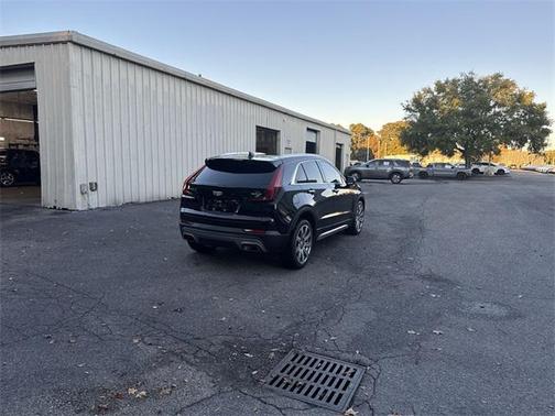 2019 Cadillac XT4 Premium Luxury