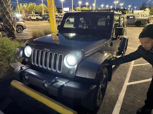 2017 Jeep Wrangler Unlimited Sahara