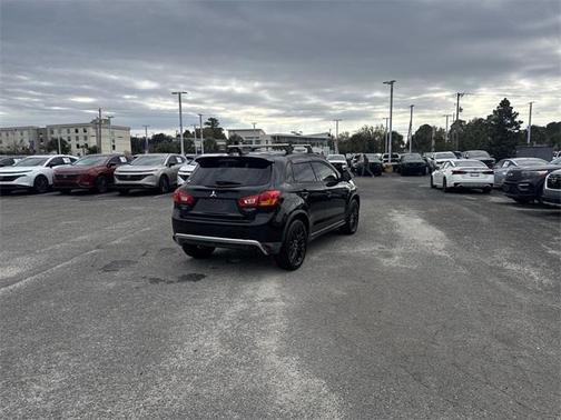 2017 Mitsubishi Outlander Sport 2.0 LE