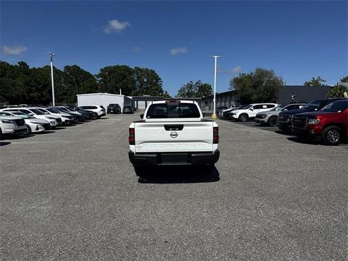 2025 Nissan Frontier S