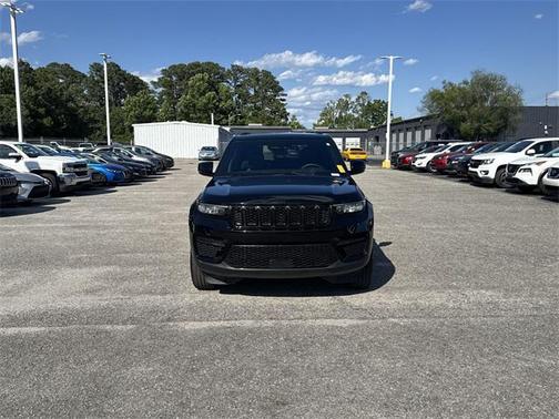 2024 Jeep Grand Cherokee Altitude