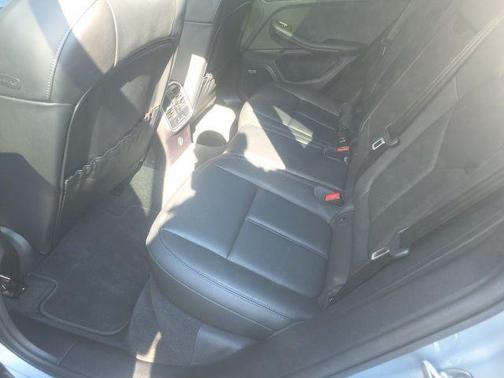 2022 Porsche Macan Base