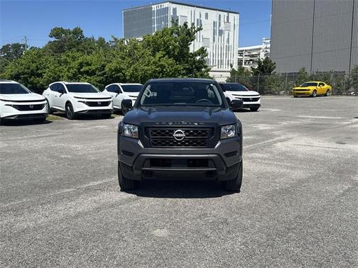 2022 Nissan Frontier S
