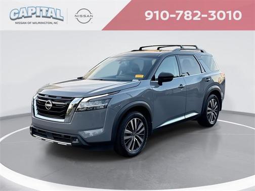 2022 Nissan Pathfinder Platinum 2WD