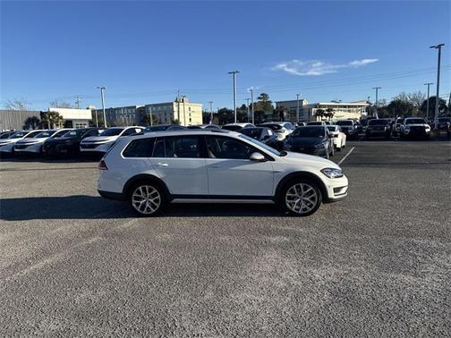 2018 Volkswagen Golf Alltrack TSI SEL