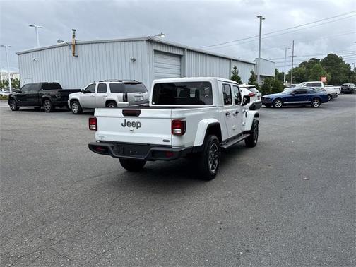2023 Jeep Gladiator Overland