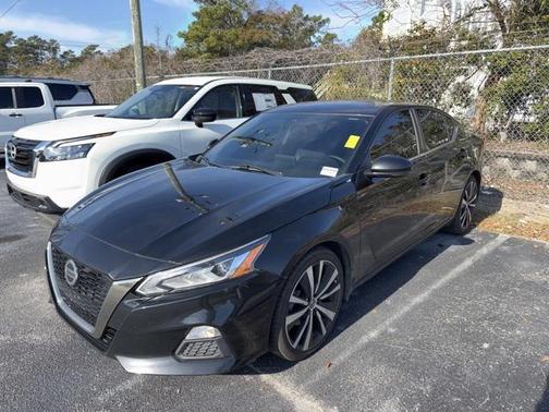 2021 Nissan Altima SR VC-Turbo FWD