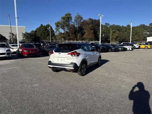 2018 Nissan Kicks SR