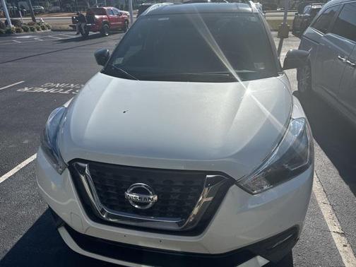 2018 Nissan Kicks SR