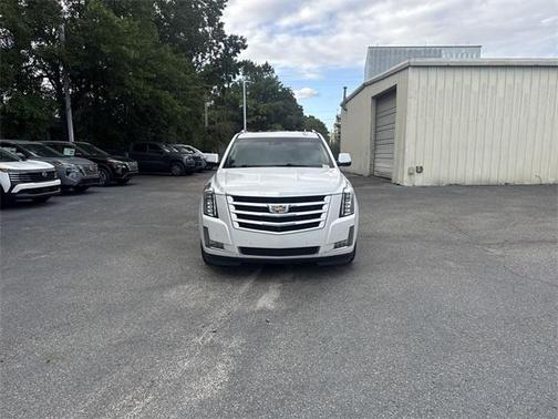 2016 Cadillac Escalade Luxury