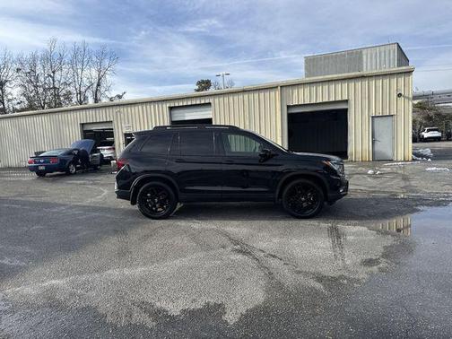 2024 Honda Passport AWD Black