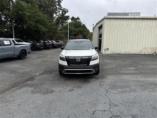 2024 Nissan Pathfinder Rock Creek 4WD
