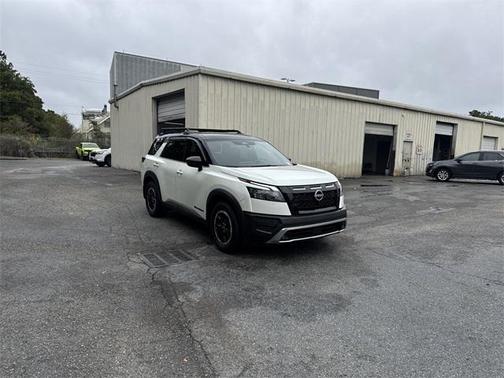 2024 Nissan Pathfinder Rock Creek 4WD