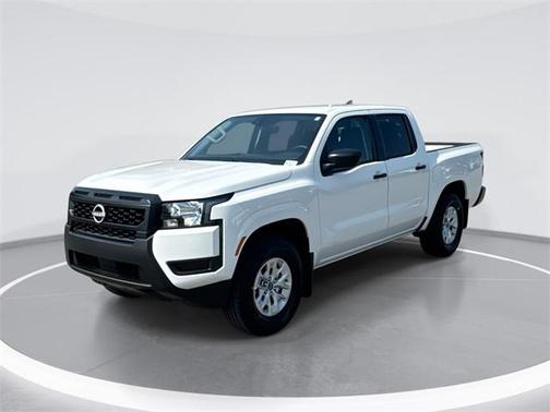 2025 Nissan Frontier S