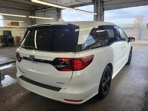 2023 Honda Odyssey Sport