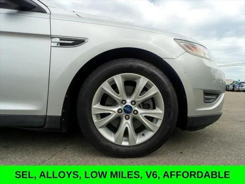 2010 Ford Taurus SEL