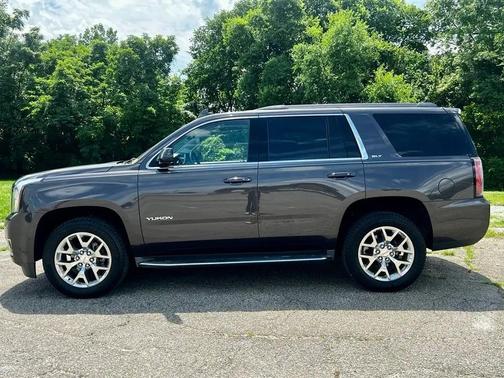 Quicksilver Metallic 2016 GMC Yukon SLT