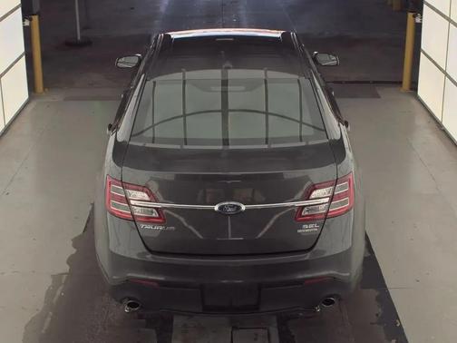 Magnetic Metallic 2019 Ford Taurus SEL