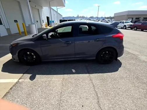 2017 Ford Focus RS Base