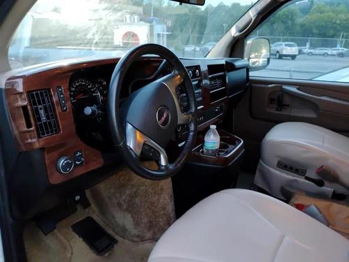 2014 GMC Savana 1500 Upfitter