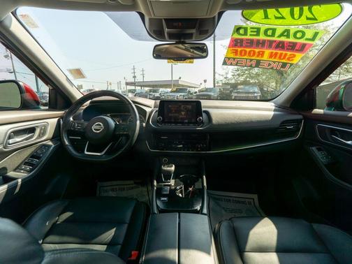 2021 Nissan Rogue SL