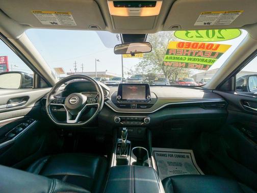 2023 Nissan Altima SR FWD