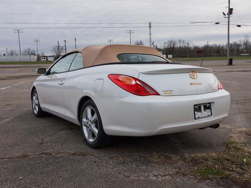 2006 Toyota Camry Solara SLE V6