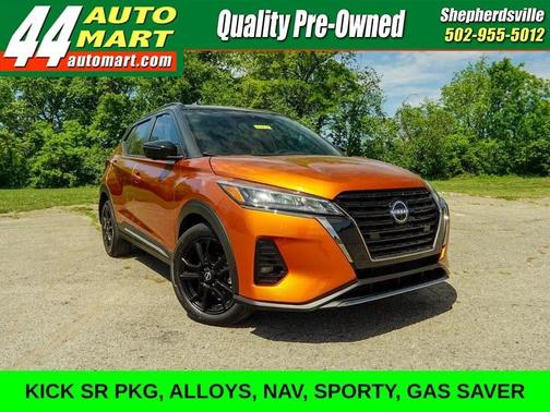 Monarch Orange Metallic/Super Black 2024 Nissan Kicks SR