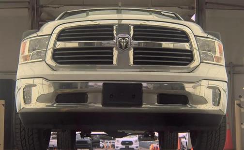 Bright White Clearcoat 2018 RAM 1500 Big Horn