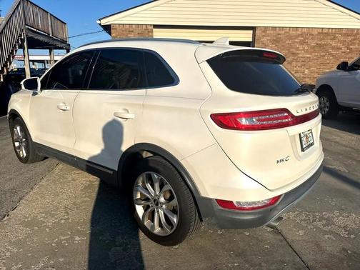 2015 Lincoln MKC Base