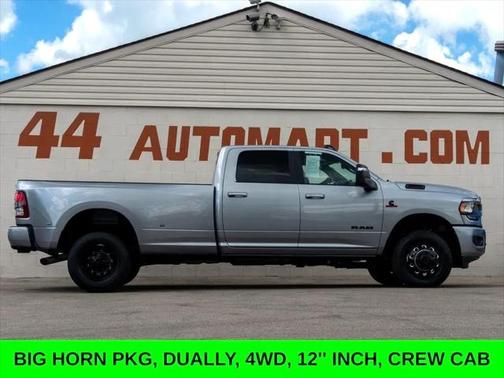 2024 RAM 3500 Big Horn Crew Cab 4x4 8' Box