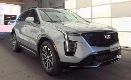 Argent Silver Metallic 2024 Cadillac XT4 Sport