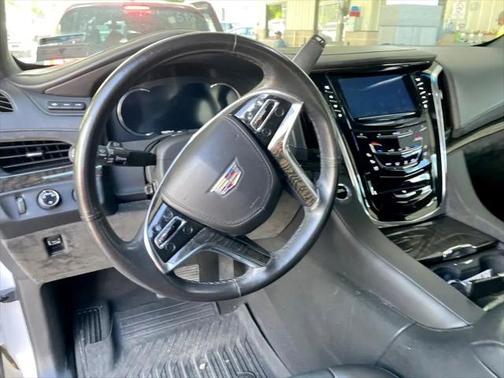 2016 Cadillac Escalade Platinum