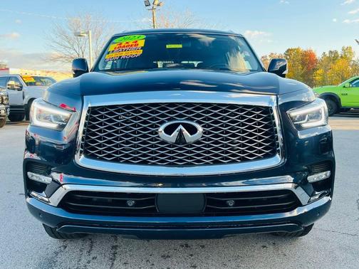 2022 INFINITI QX80 Luxe