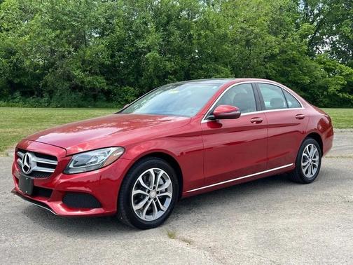 designo Cardinal Red Metallic 2016 Mercedes-Benz C-Class C 300 4MATIC