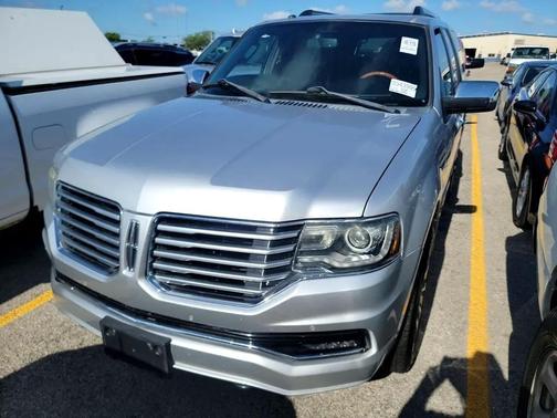2017 Lincoln Navigator Select