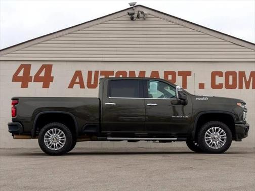 2022 Chevrolet Silverado 2500 High Country