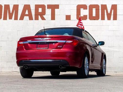 2011 Chrysler 200 Limited