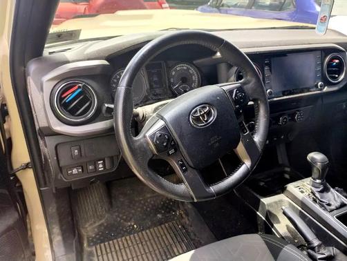2020 Toyota Tacoma TRD Sport