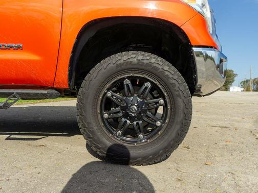 2016 Toyota Tundra SR5