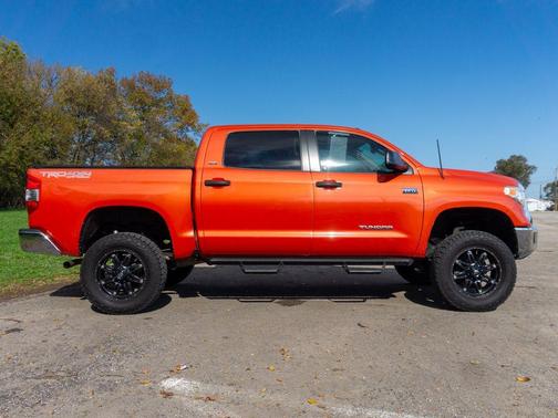 2016 Toyota Tundra SR5