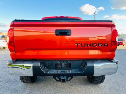 2016 Toyota Tundra SR5