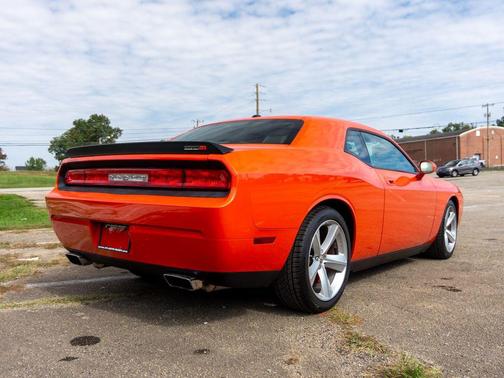 2008 Dodge Challenger SRT8