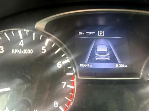 2016 Nissan Pathfinder SV
