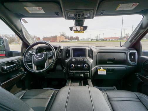 2023 GMC Sierra 3500 Denali